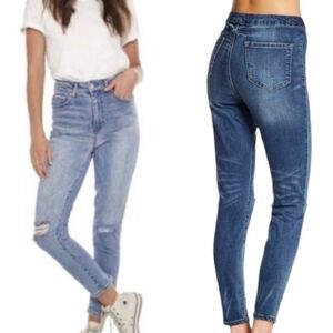 Ashley Mason - Dark Wash High Rise‎ Cropped Jeans